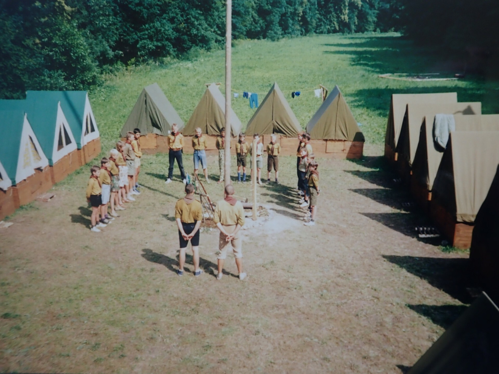Tábor 1. oddílu skautů Chvalkovice 1993